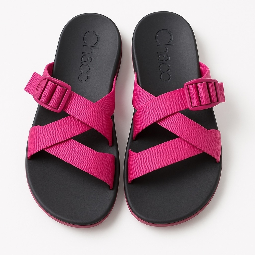 Chaco | Chillos Slide Sandal - kids' size youth magenta boho beach summer.